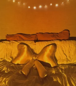 L'expressionist Coussin noeud XL en satin