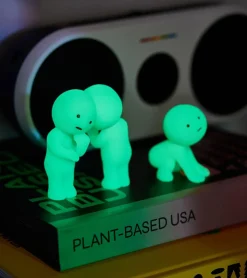 Baby watch Figurine fluorescente Smiski - série Living