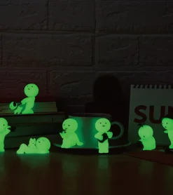 Baby watch Figurine fluorescente Smiski - série Sunday
