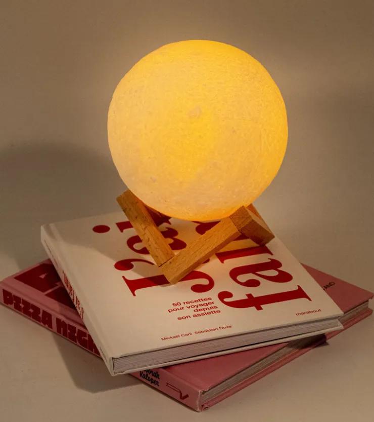 L'avant gardiste Lampe lune lumineuse