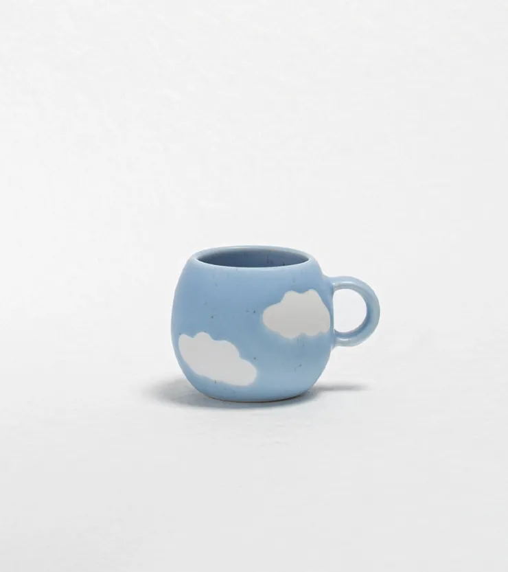 Egg Back Home Mug nuage