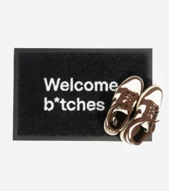 L'expressionist Paillasson Welcome b*tches