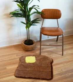 A shop of things Tapis Toast